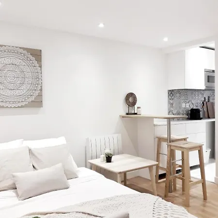 Appartement Paris-Batignolles Apartment Paris